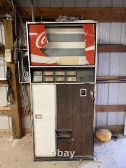Vintage 1960's Coca Cola Vending Machine Machine Vending Coin Operated