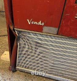 Vintage 1964 H63C Vendo Coke Coca-Cola Vending Machine Bottles RUNS! COLD