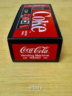 Vintage 1982 Coca-Cola Vending Machine Transistor AM/FM Radio Never Used