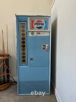 Vintage 60s Pepsi Machine-Excellent Interior & Exterior Condition