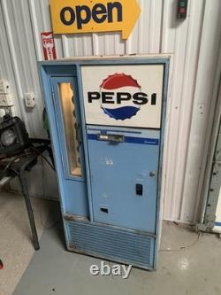 Vintage 60s Pepsi Machine-Excellent Interior & Exterior Condition