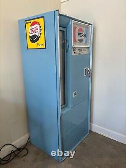 Vintage 60s Pepsi Machine-Excellent Interior & Exterior Condition