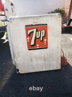 Vintage 7 Up Cooler Kelvinator 180 Cooler