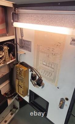 Vintage 70s/80s Coca-Cola Vending Machine
