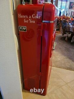 Vintage ALL ORIGINAL PAINT! 1950's COKE Machine? PRISTINE? SHOWROOM QUALITY