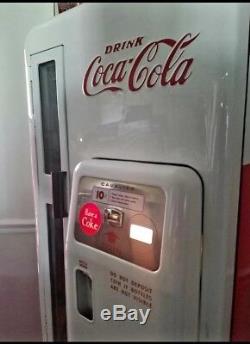 Vintage Cavalier 96 Coke Machine, restored to perfection very nice lots of detail