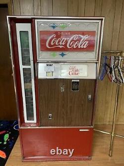 Vintage Cavalier Bottle Coke Machine Read Description