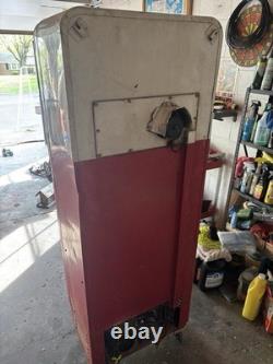 Vintage Cavalier C-51 Coca-Cola Vending Machine Original NON WORKING Vintage Cavalier C-51 Coca-Cola Vending Machine Original NON WORKING