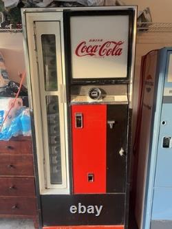 Vintage Cavalier CAV-871 Coca-Cola Vending Machine Fully Functional