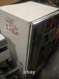 Vintage Cavalier Coke Machine 1960s 25 Cents Model No. Css-8-64 Fully Functional