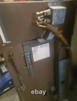 Vintage Cavalier Coke Machine 1960s 25 Cents Model No. Css-8-64 Fully Functional