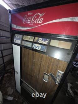 Vintage Coca Cola CD5-135 Vending Machine 86232 Condition Unknown