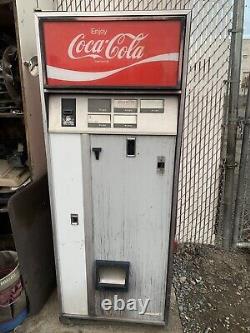 Vintage Coca Cola CD5-135 Vending Machine 86232 Condition Unknown