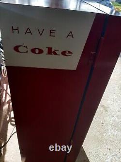 Vintage Coca-Cola Cavalier CS-64-C Coke Machine. Working. ICE COLD