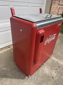 Vintage Coca-Cola Glasco Chest Cooler Coke Vending Machine Collect Commercial