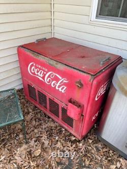 Vintage Coca-Cola Machine 1930's Cooler Vending Machine (WORKS)
