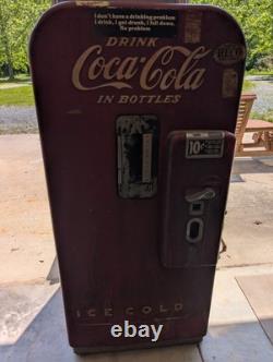 Vintage Coca Cola Machine 1950s UnRestored