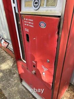 Vintage Coca-Cola Machine (Model CS-96) Cavalier (NOT WORKING) SEE VIDEO
