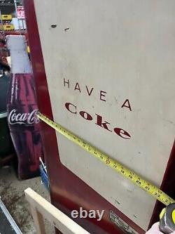 Vintage Coca-Cola Machine Vendo VSA 144B (working)