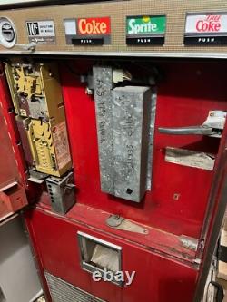 Vintage Coca-Cola Machine Vendo VSA 144B (working)