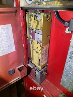 Vintage Coca-Cola Machine Vendo VSA 144B (working)