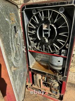 Vintage Coca Cola Vending Machine