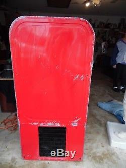 Vintage Coca Cola Vending Machine F39 1950 Or 1951