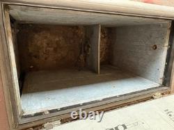 Vintage Coca-Cola Vending Machine Glasco