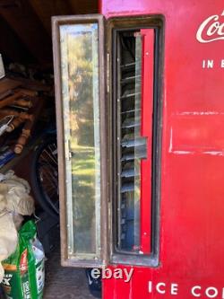 Vintage Coca Cola Vending MachineOriginal Paint 1950s