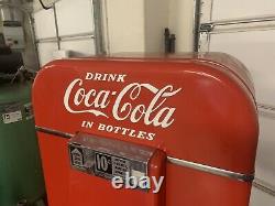 Vintage Coca Cola Vendo 80 V-80 Soda Vending Machine Working Condition Ice Cold