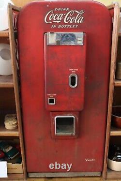 Vintage Coca Cola Vendo XV 80A 10 Cent Bottle Vending Machine with Key See Desc