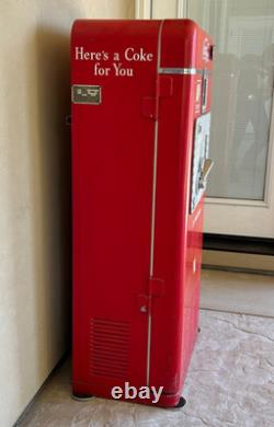 Vintage Coca-Cola Vendorlator VMC-33 Bottle Vending Machine Works Great 10¢ Coke