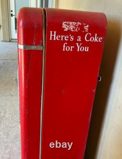 Vintage Coca-Cola Vendorlator VMC-33 Bottle Vending Machine Works Great 10¢ Coke