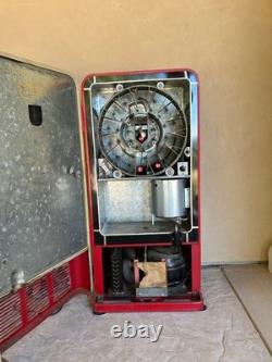 Vintage Coca-Cola Vendorlator VMC-33 Bottle Vending Machine Works Great 10¢ Coke