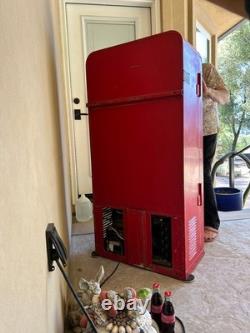 Vintage Coca-Cola Vendorlator VMC-33 Bottle Vending Machine Works Great 10¢ Coke