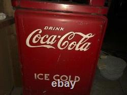 Vintage Coca Cola machine