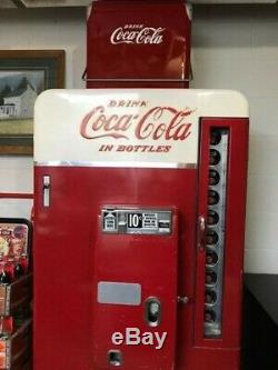 Vintage Coca-Cola vending machine