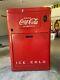 Vintage Coca Cola vending machine 1950s Vendo A23C mini bottle Top Load