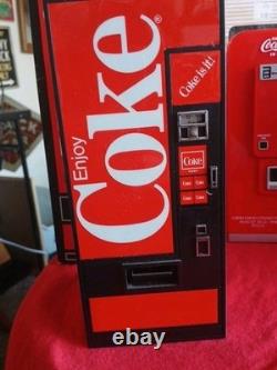 Vintage Coca-cola Miniature Vending Machines (3) Made Of Plastic Am-fm Radios