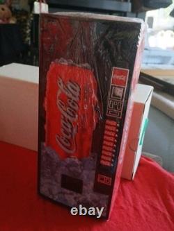 Vintage Coca-cola Miniature Vending Machines (3) Made Of Plastic Am-fm Radios