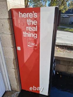 Vintage Coke Coca-Cola Machine Cavalier C4-104 vending Machine Please Read