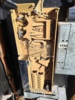 Vintage Coke Coca-Cola Machine Cavalier C4-104 vending Machine Please Read