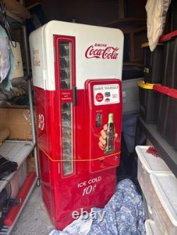 Vintage Coke Coca Cola Vending Machine