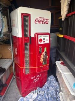 Vintage Coke Coca Cola Vending Machine
