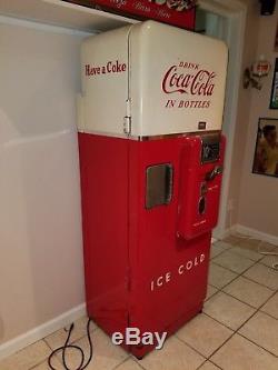Vintage Coke Machine Cavalier Model C51- Runs, Looks Good