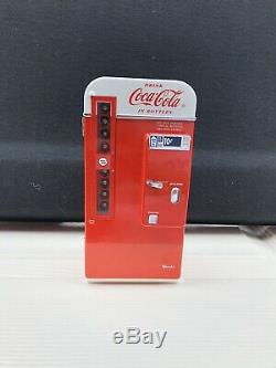 Vintage Coke Mini Machine. Late 50s- Early 60s