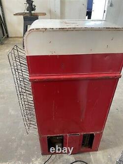 Vintage Double Door Vendorlator VMC-33 Coke Vending Machine withBottle Return Rack