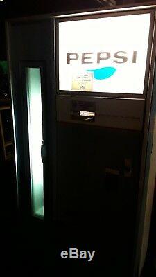 Vintage Early 1960s Pepsi Vendorlator VF90 Vending Machine