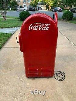 Vintage Jacobs 26 Coca Cola Coke Vending Machine