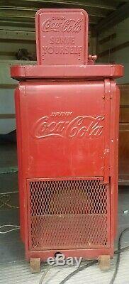 Vintage Junior Spin Top Coca-cola Machine